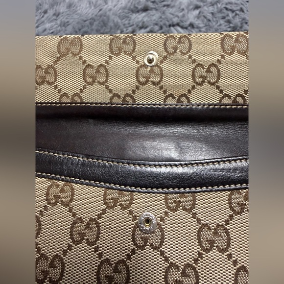 Classic Gucci Monogram Wallet - Picture 6 of 16